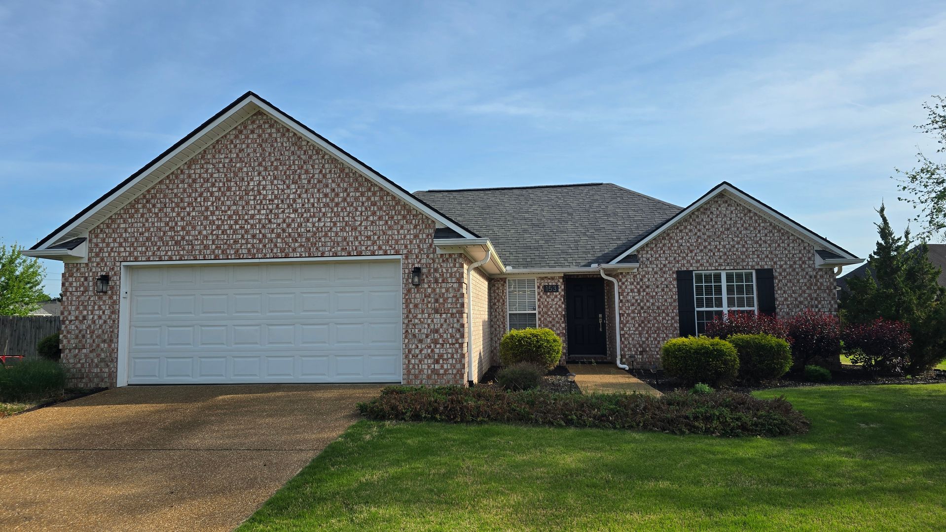 Medina House: 153 Julius Cove