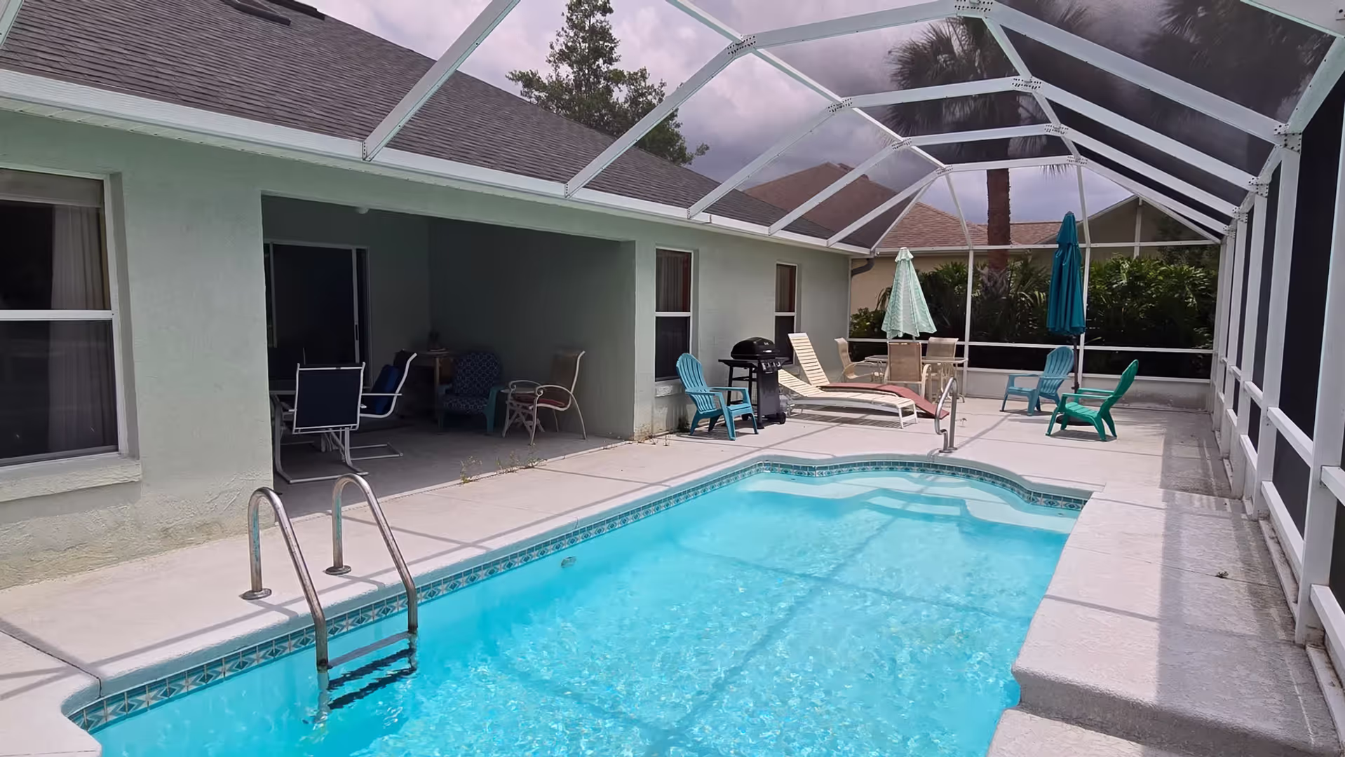 The Villages Apartment: 2137 Gerardo Avenue