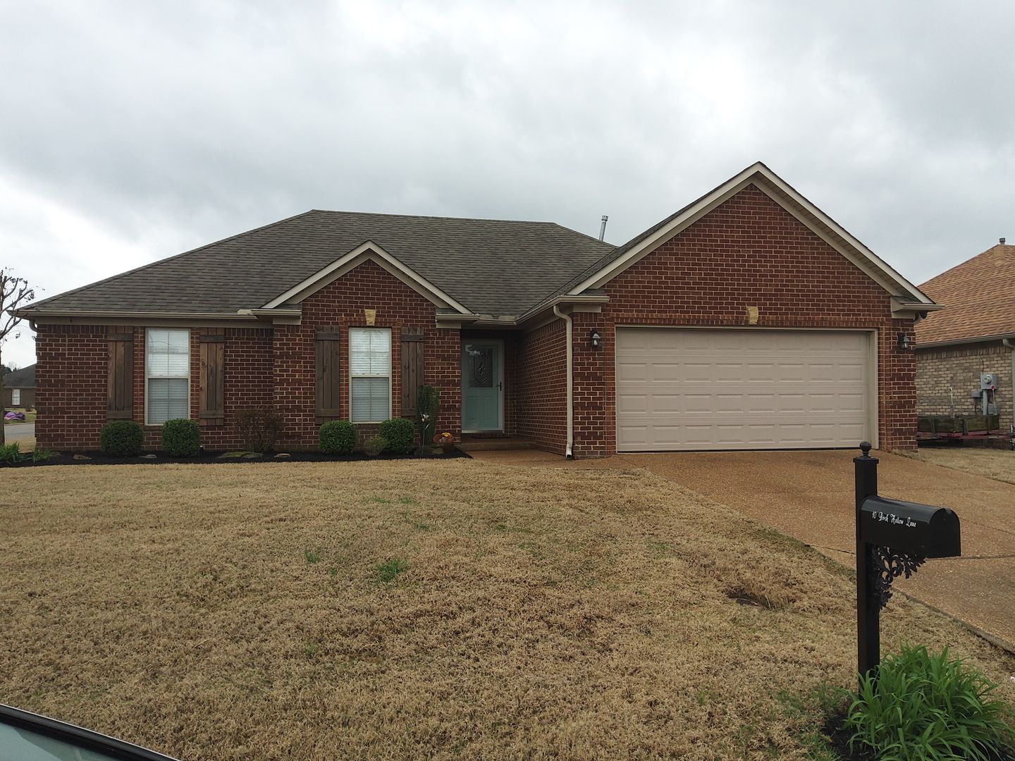 Jackson House: 10 Birch Hollow Ln