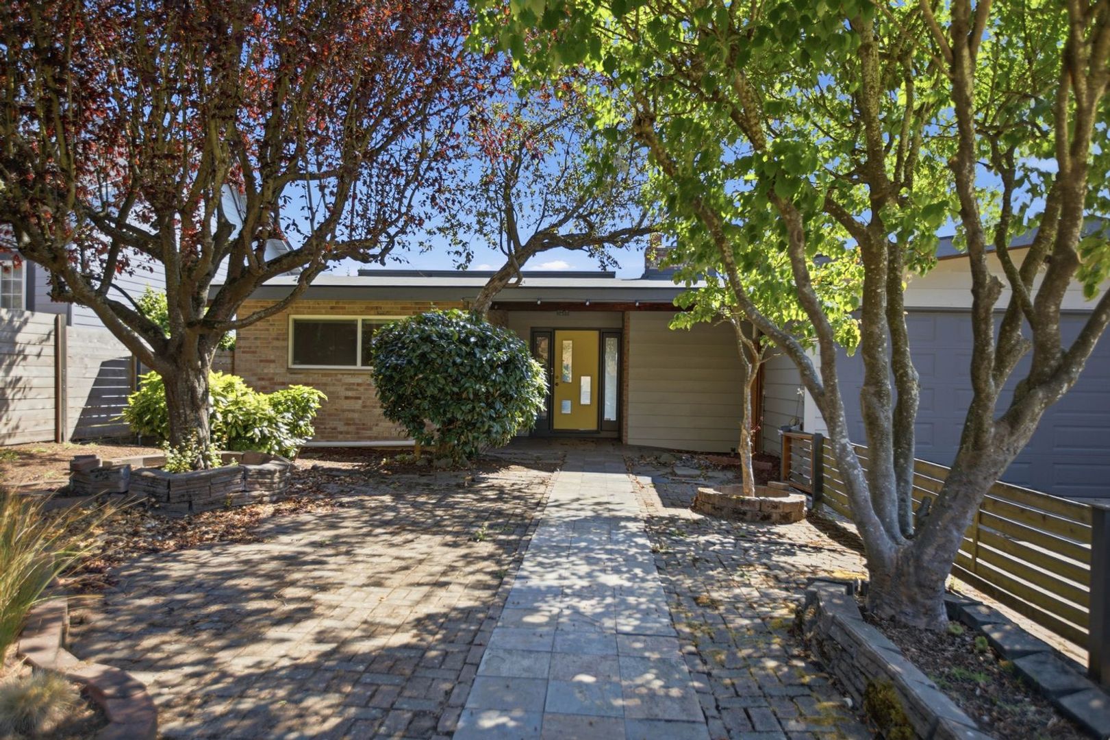 Seattle House: 2826 25th Ave W