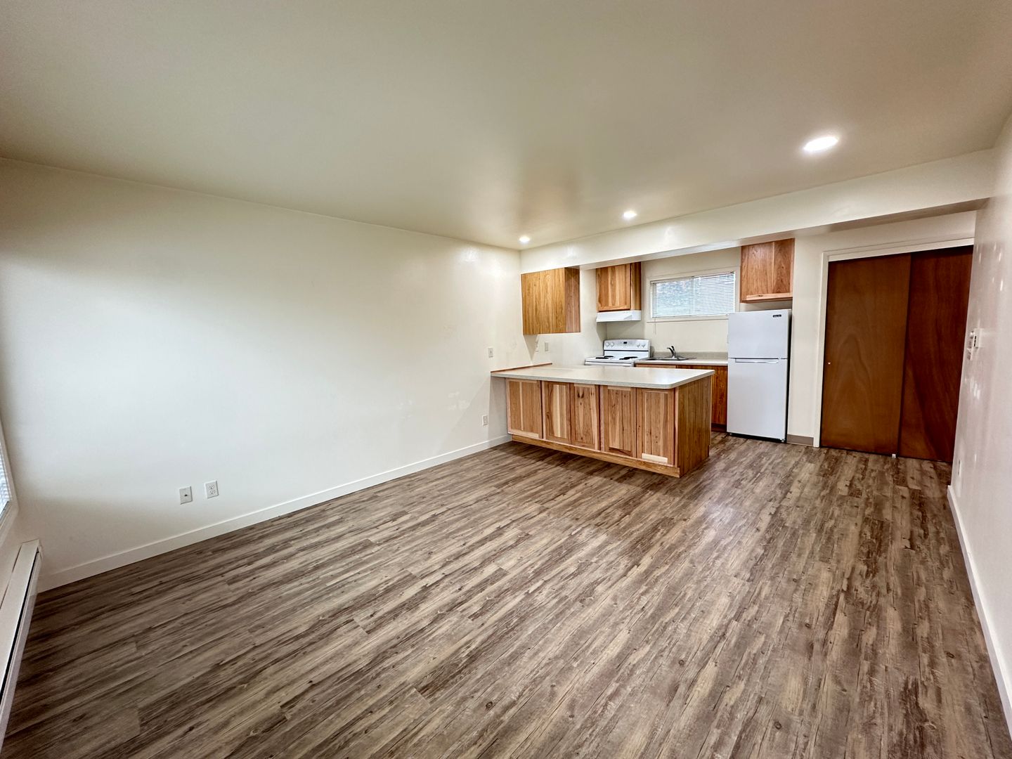 Seattle Apartment: 9041 16th Ave SW