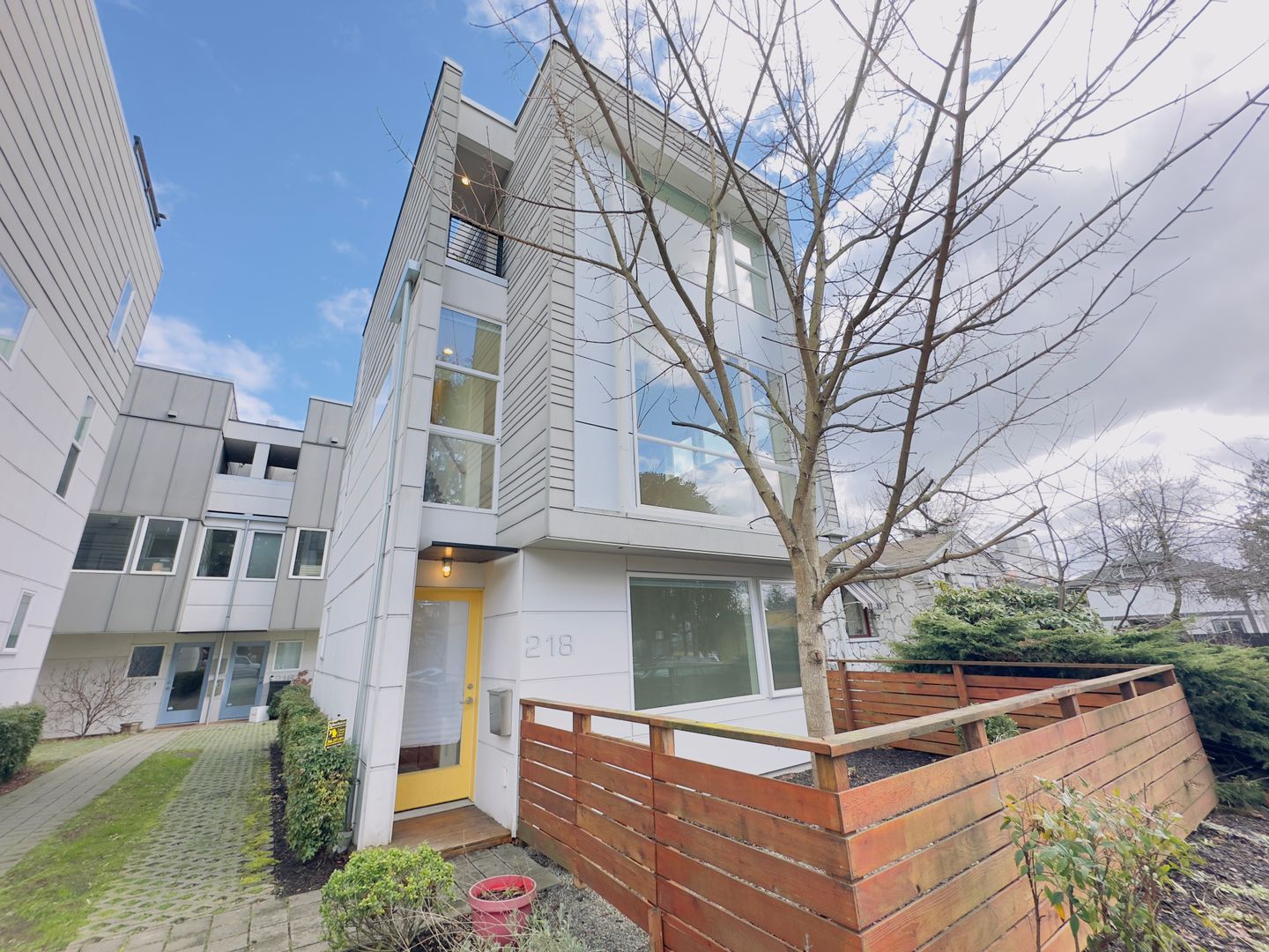 Seattle House: 218 20th Ave S