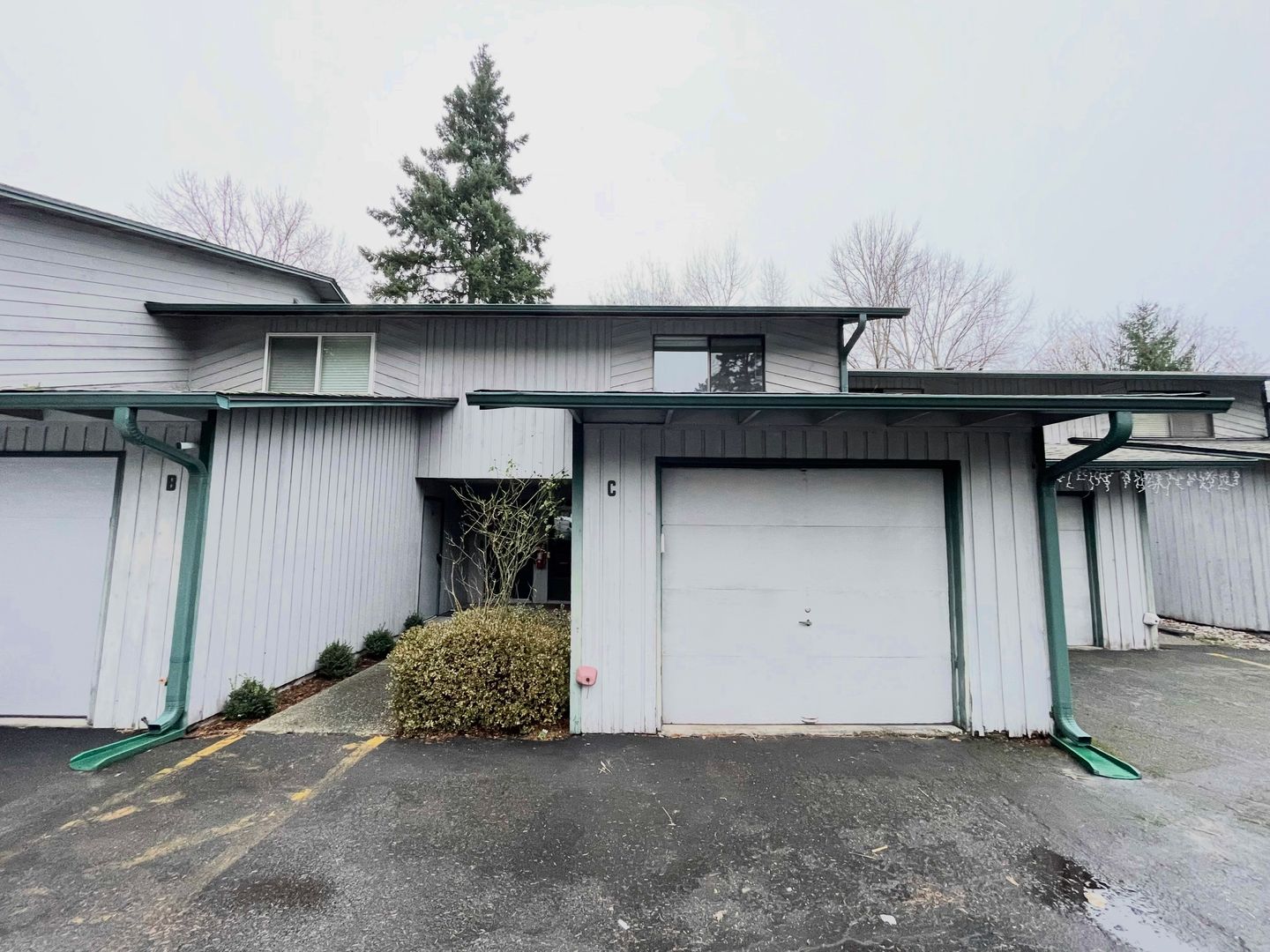 Tukwila House: 4008 S 158th St Unit #C