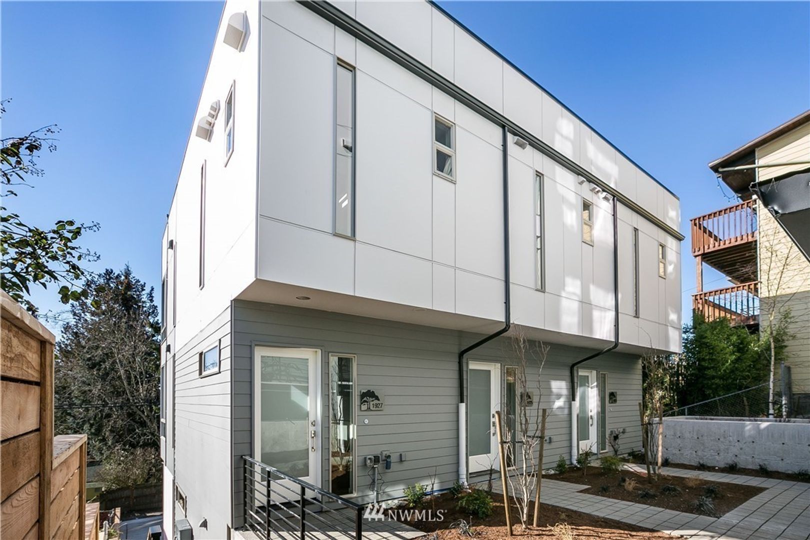 Seattle House: 1925 13th Ave S