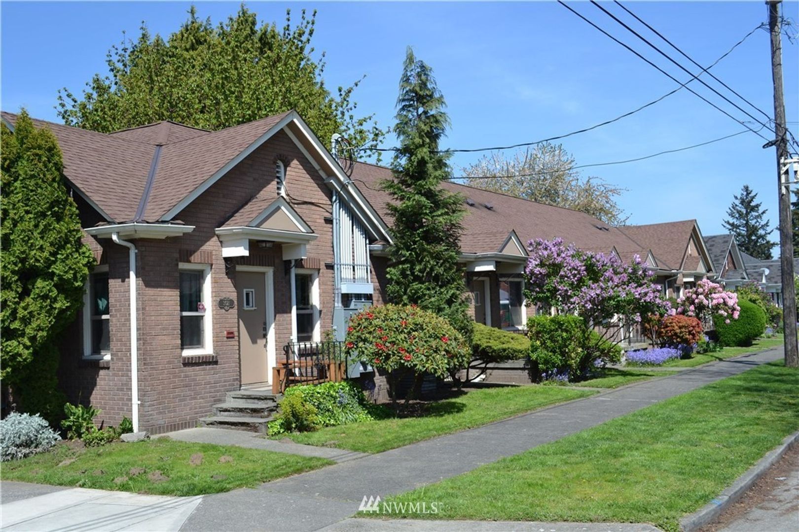 Seattle Apartment: 4200 SW Manning St