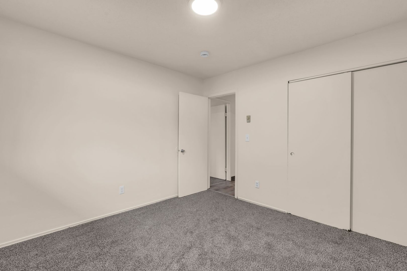 S815 - Star Apartments 16 of 24