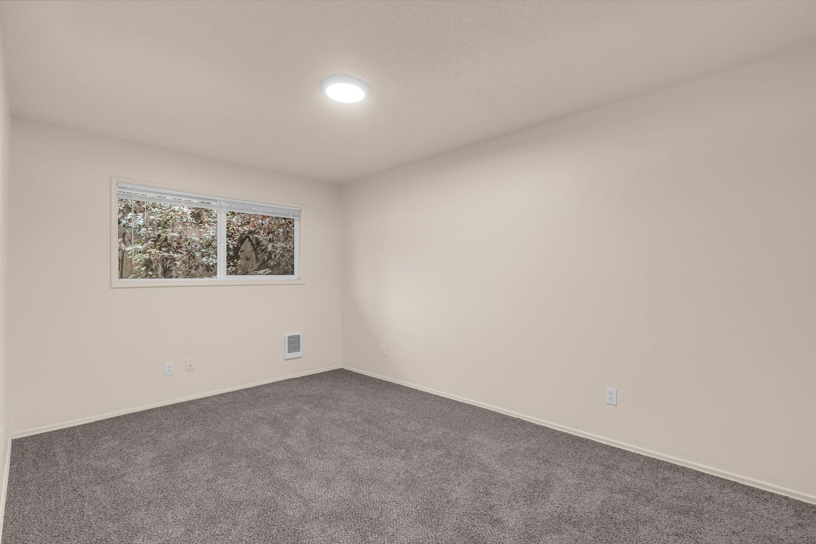 S815 - Star Apartments 19 of 24