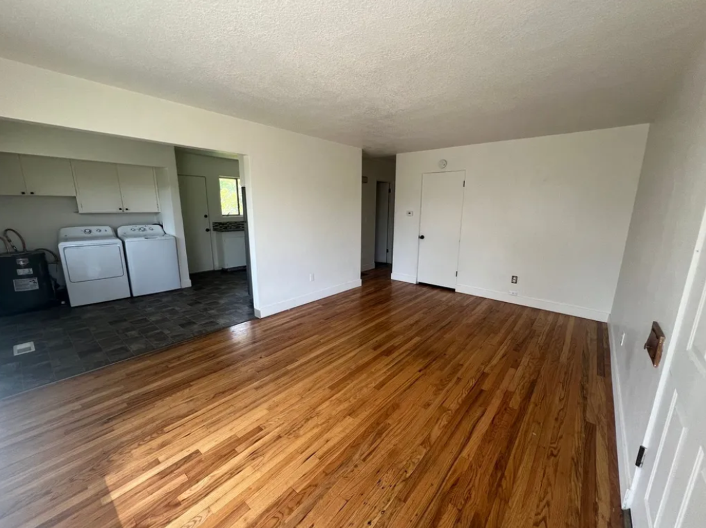 Vancouver Apartment: 3008 Harney Street