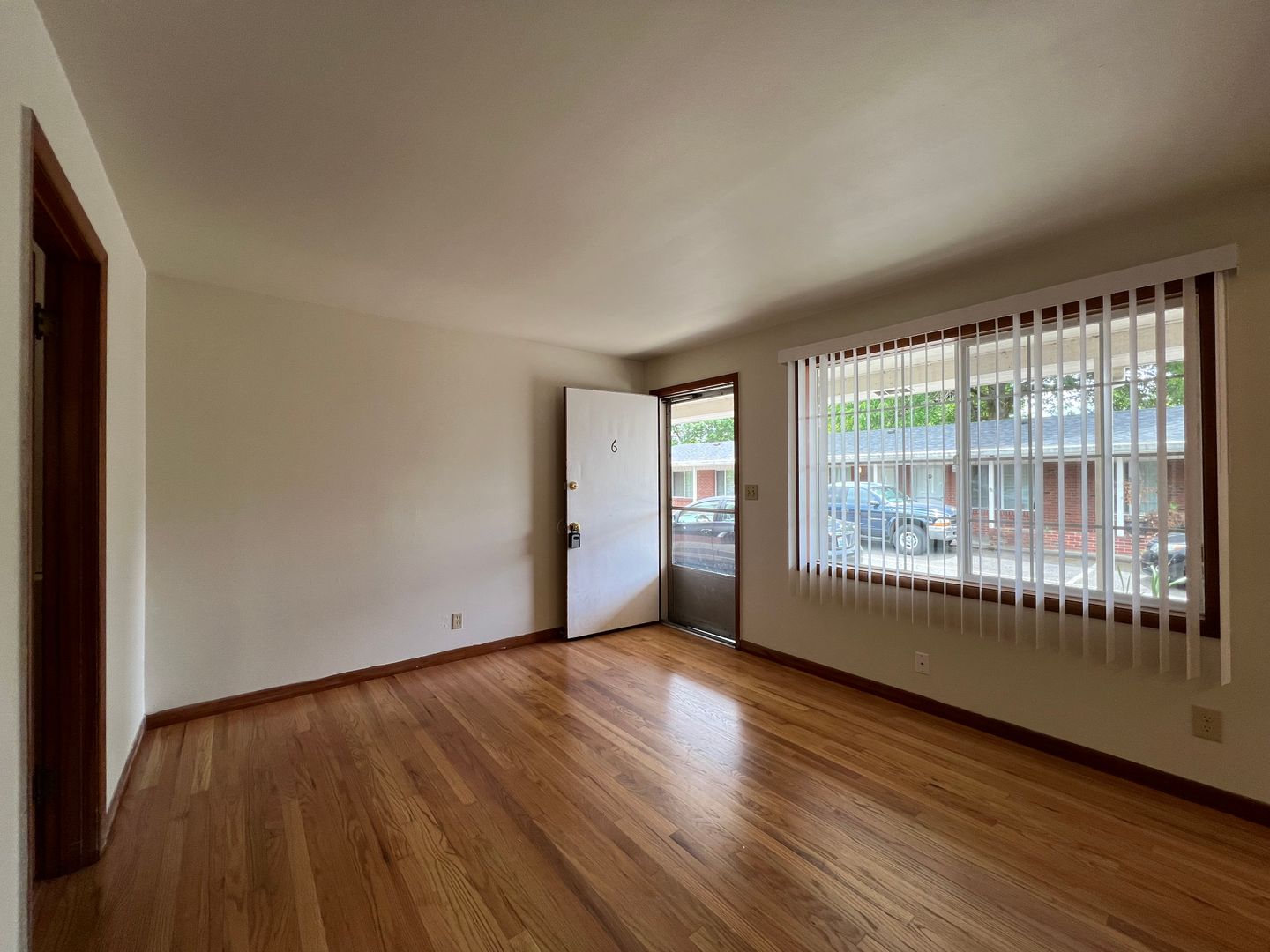Vancouver Apartment: 1319 E Reserve Street