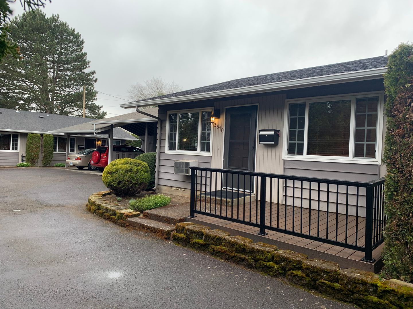 Vancouver Apartment: 3508 Grant Street