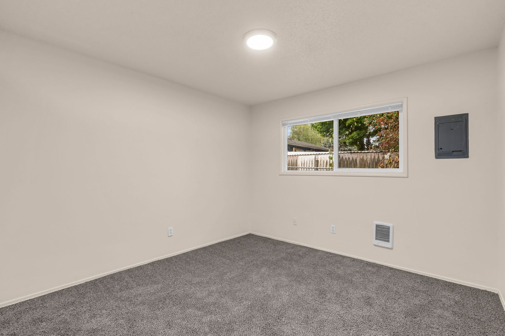 S815 - Star Apartments 17 of 24