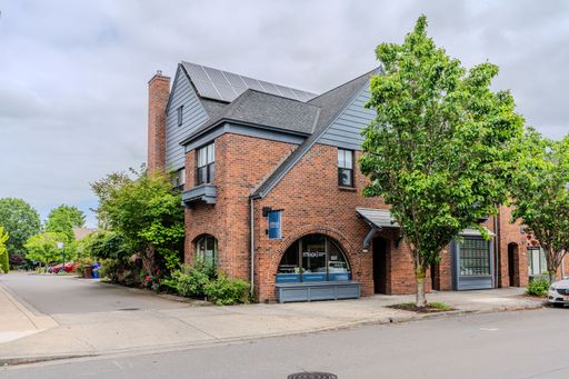 MOVE IN SPECIAL! Prime 4-BR, 3.5-BA Fairview Village Work and/or Residential Property | 2,700 SQ FT! – photo 1