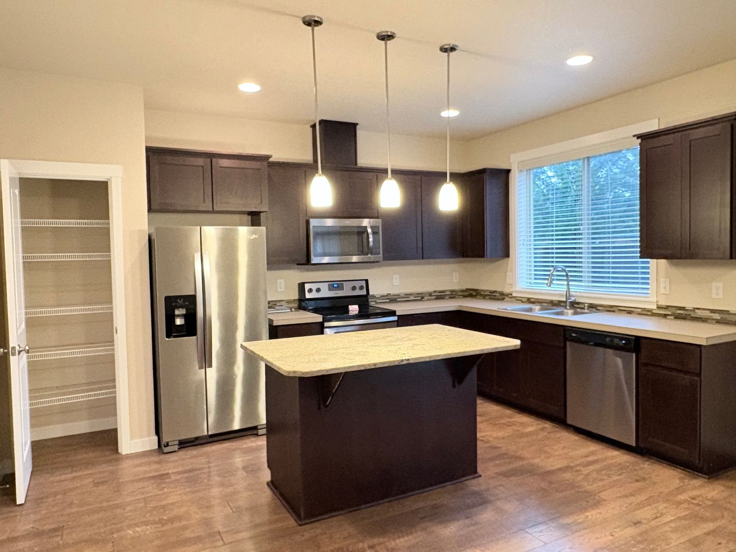 Vancouver Apartment: 5907-5917 NE 58th Ave