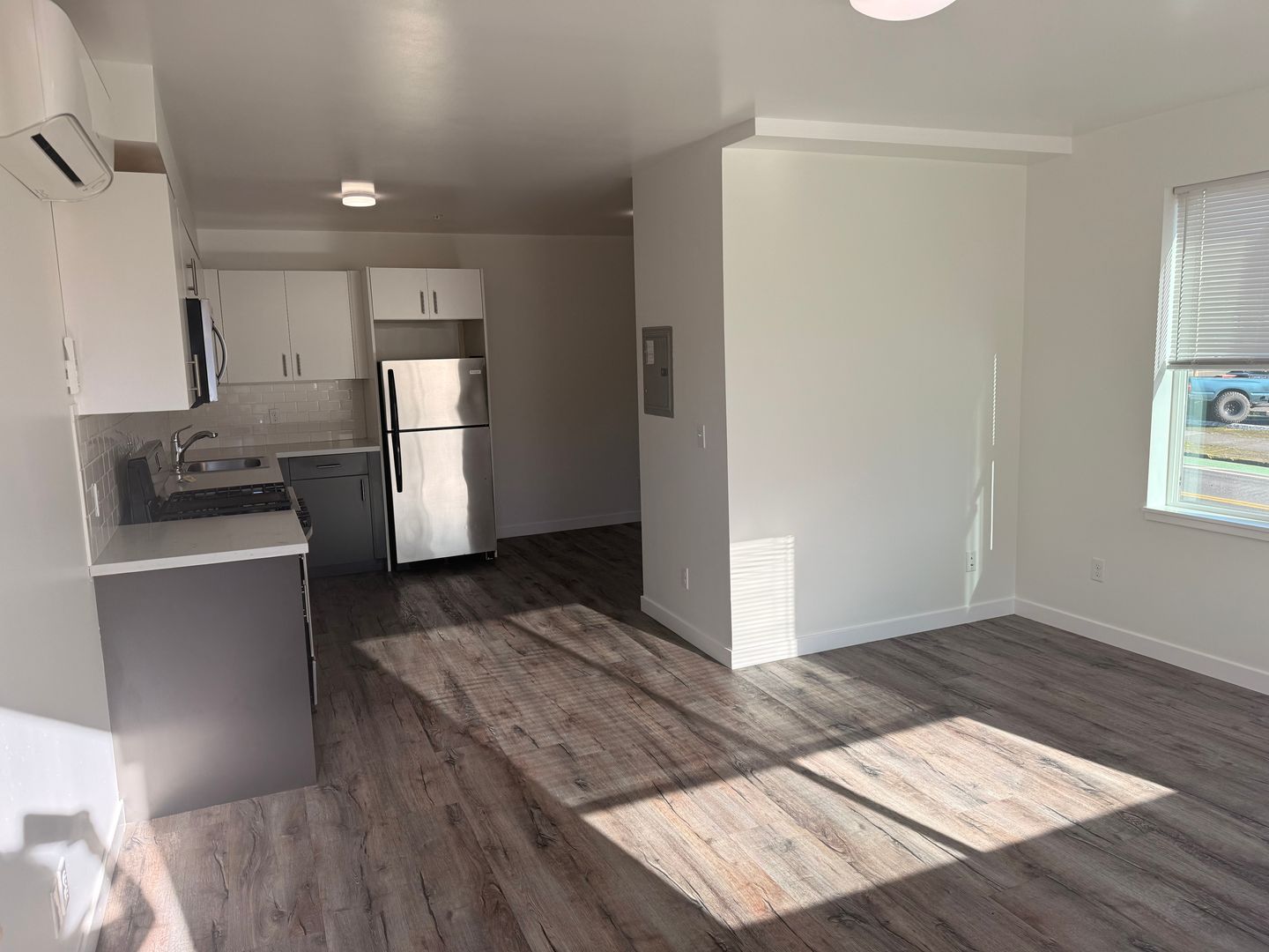 Vancouver Apartment: 1714 Columbia Street