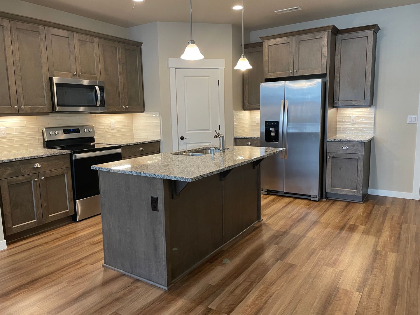 Ridgefield House: 7104 S 13th Street