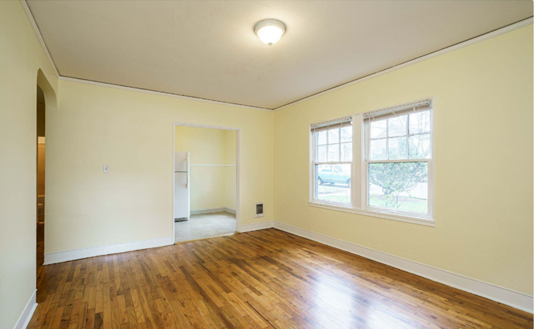 Vancouver Apartment: 2214 Broadway Street