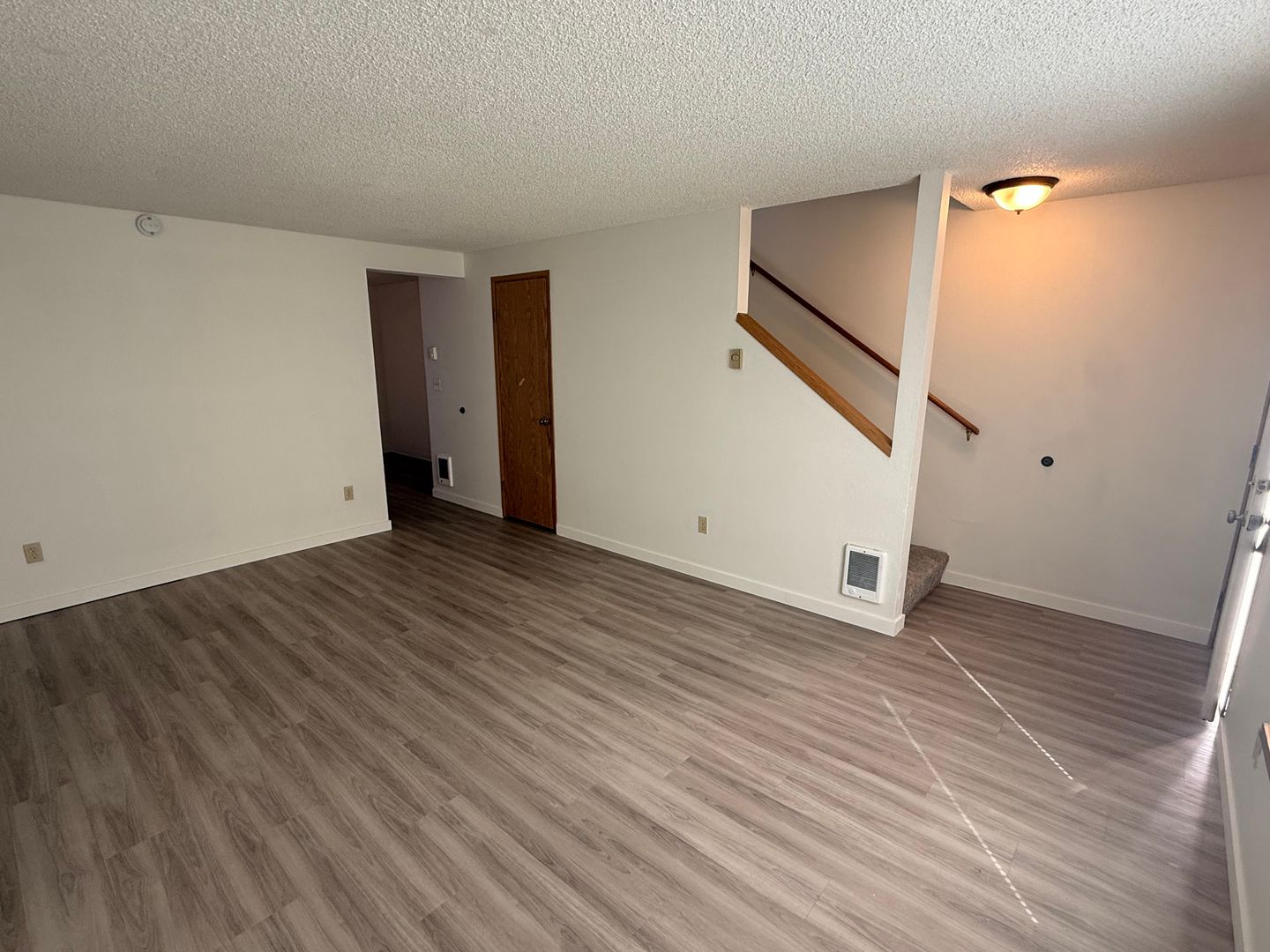 Vancouver Apartment: 5114 NE 34th Street