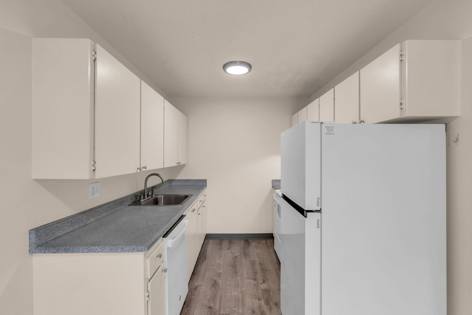 S815 - Star Apartments 12 of 12