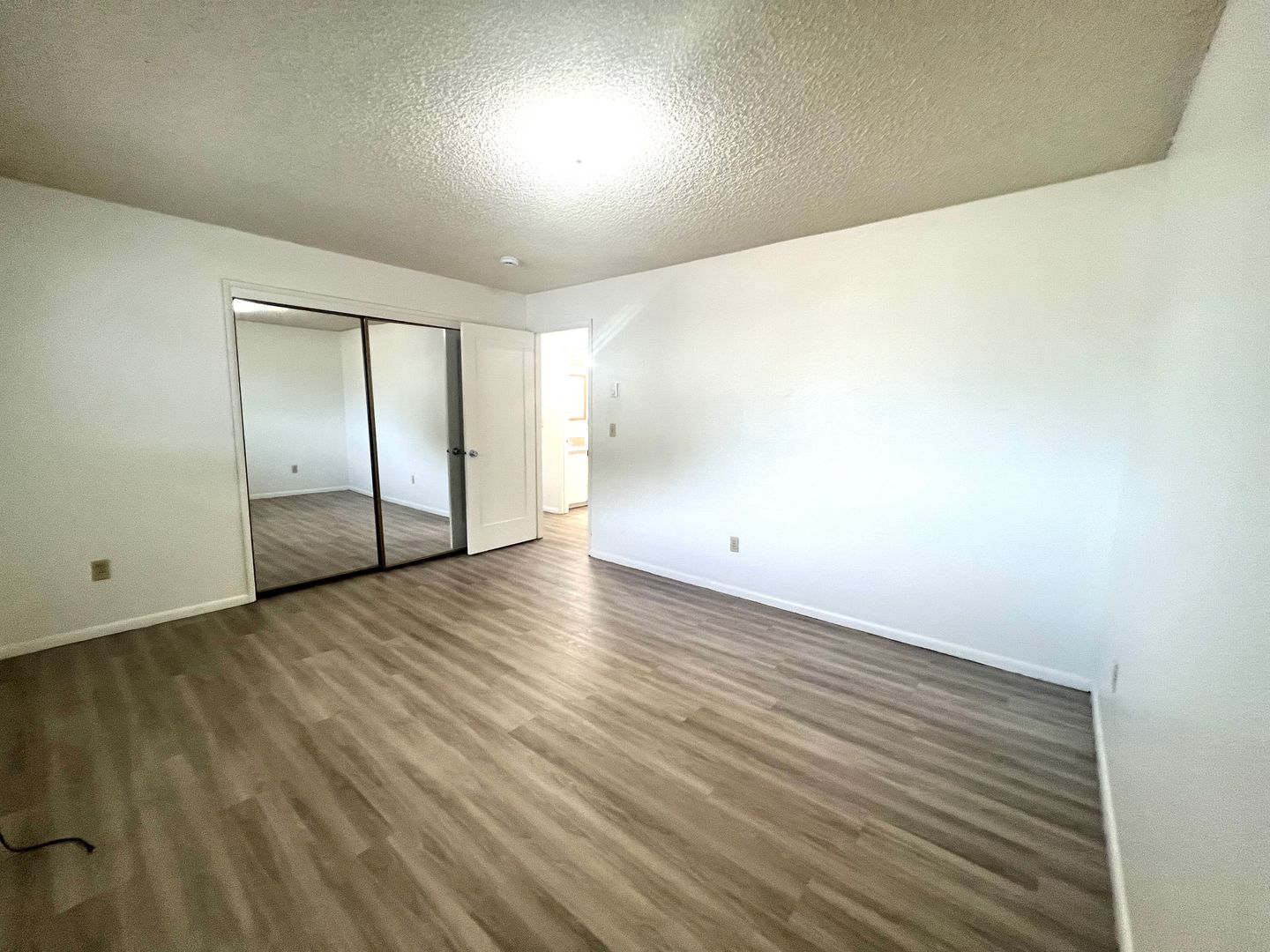 Freshly Renovated Camas 2BR with Oversized Balcony – 1st Full Month FREE! 11 of 12