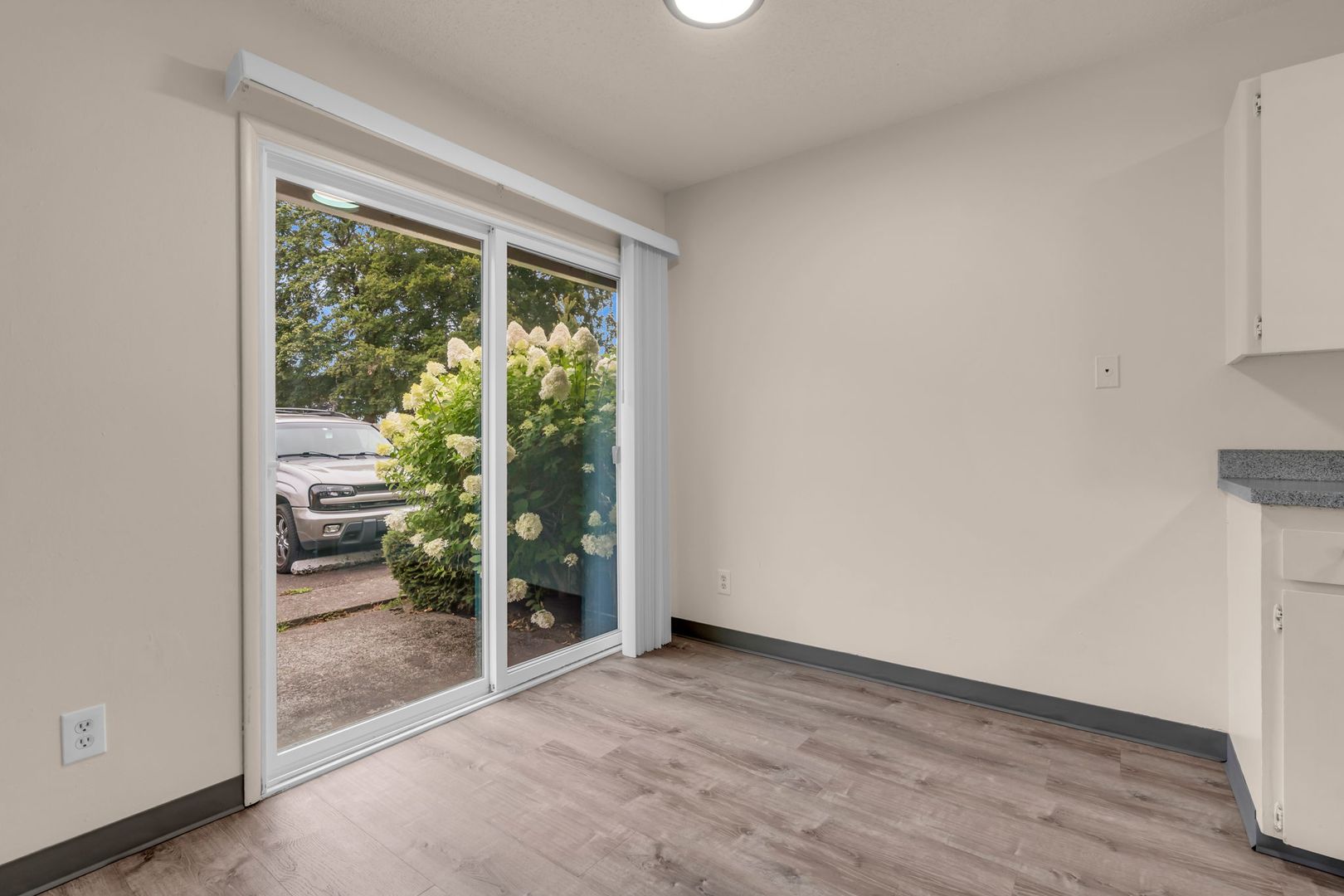 S815 - Star Apartments 13 of 24