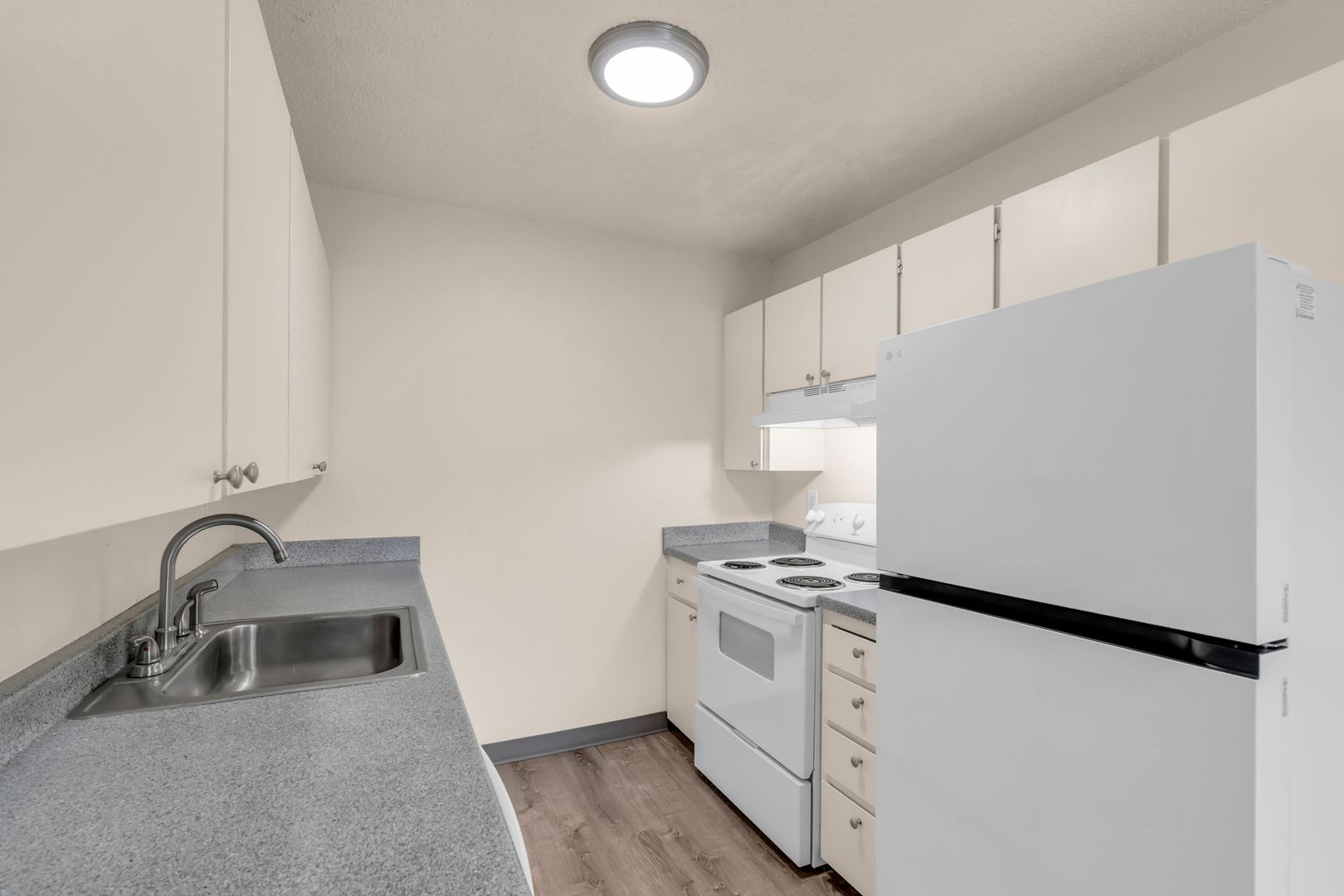S815 - Star Apartments 11 of 12