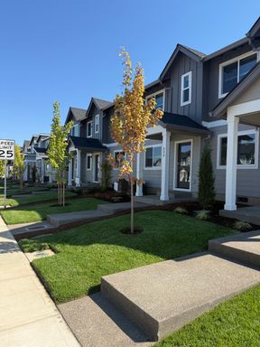 New Construction - Modern 3 Bedroom Townhome in Prime location!! – photo 1