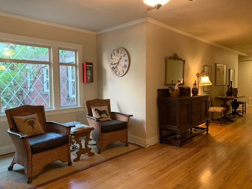 Adorable Vintage Studios Located in the heart of Downtown Vancouver! Near Esther Short Park, Shopping, Restaurants, and more! – photo 1