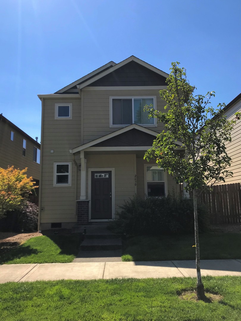 Vancouver House: 2630 NE 88th Pl