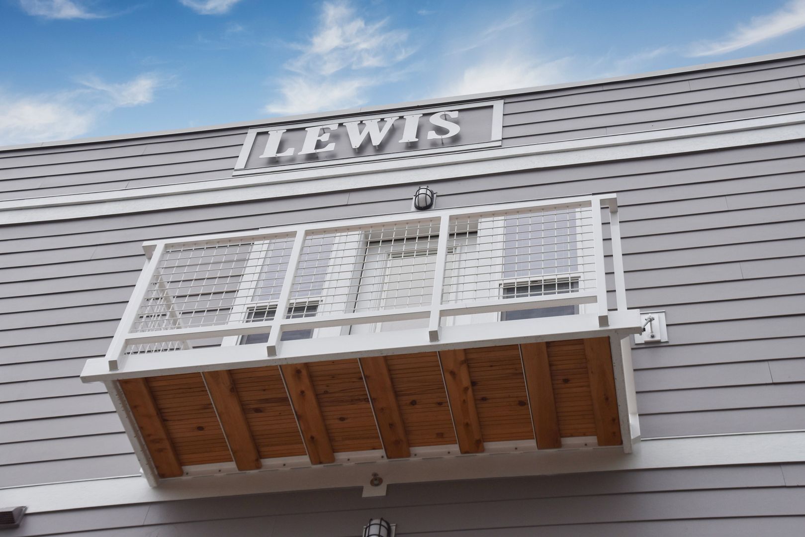 Vancouver Apartment: 1910 E Mill Plain Blvd