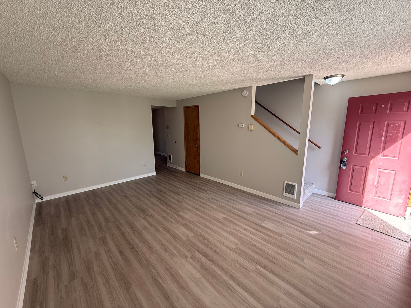 Vancouver Apartment: 5114 NE 34th Street