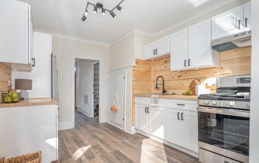 Newly remodeled Historic Area Property – photo 1
