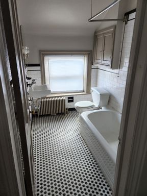 450 E King St, Unit 5