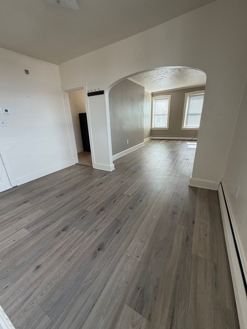 Elizabethtown Apartment: 19-21 S. Market St.
