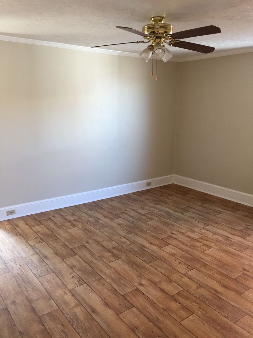 Lancaster Apartment: 138 East Chestnut Street