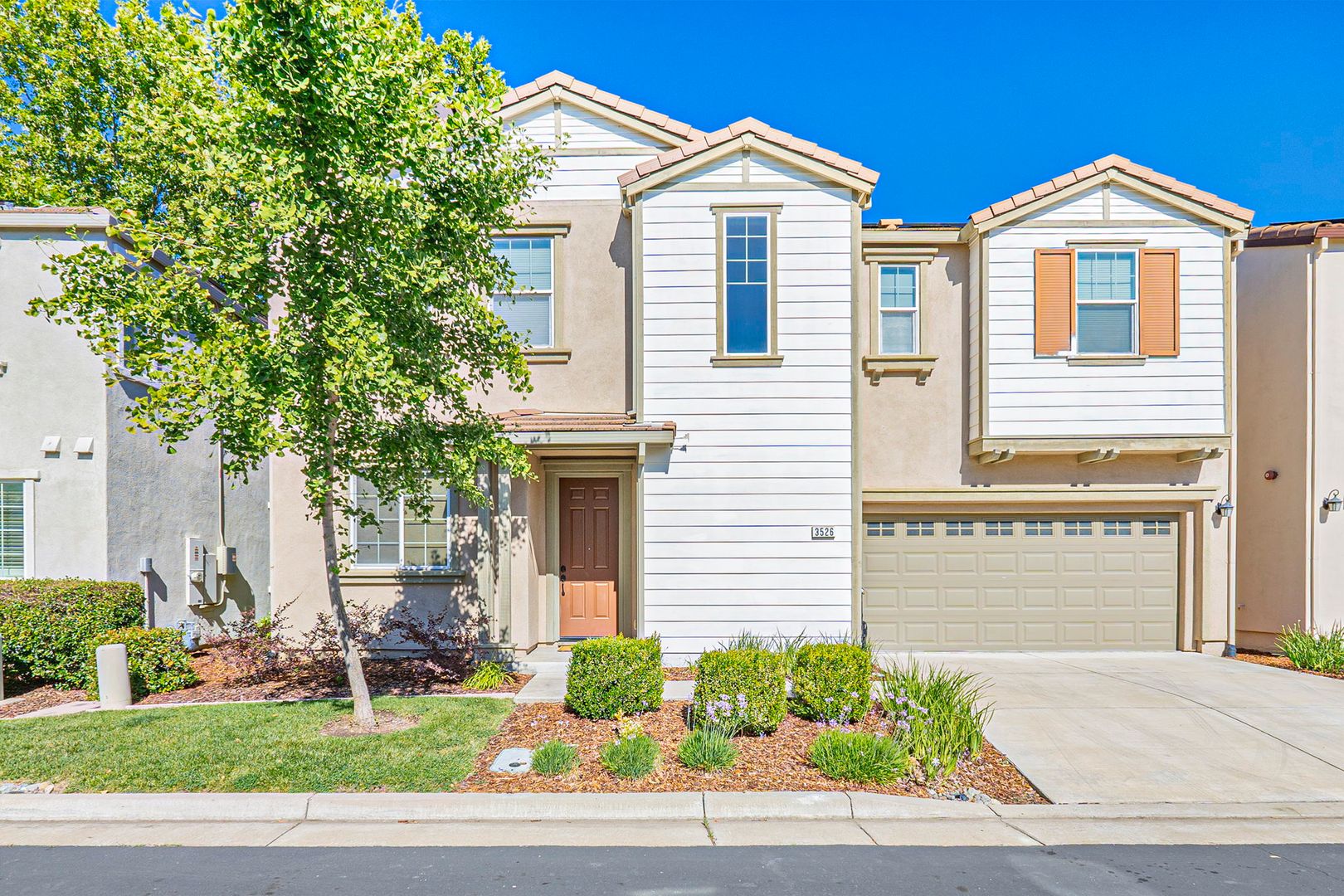 Davis House: 3526 Verona Terrace