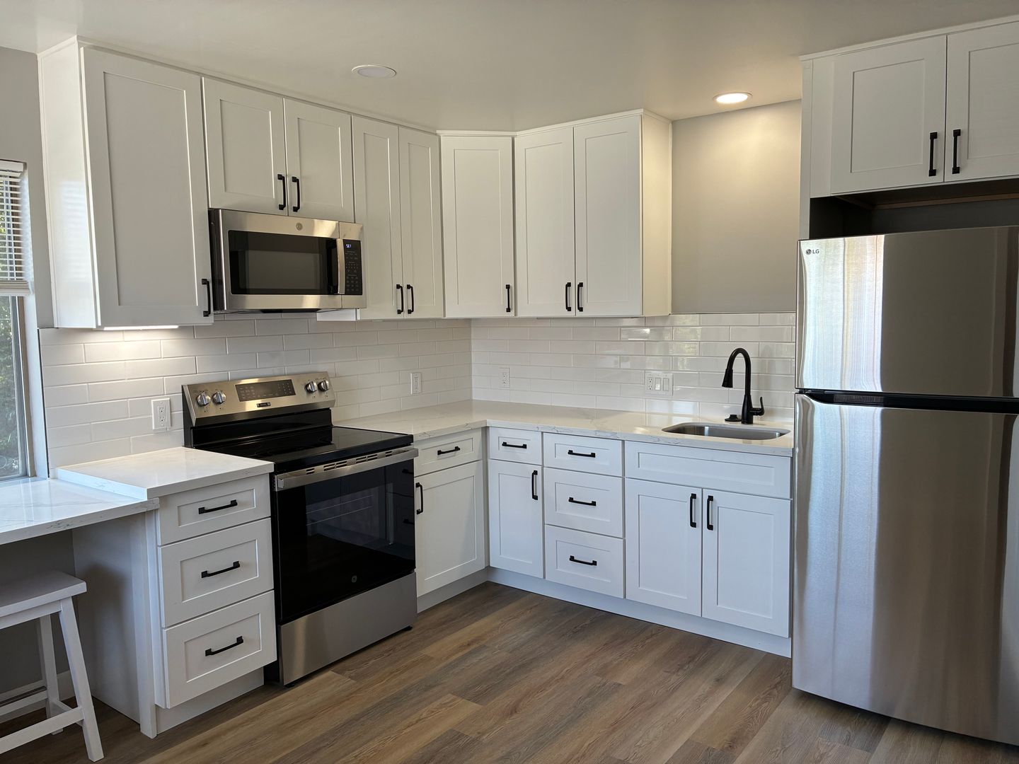 Davis Apartment: 828 D Street
