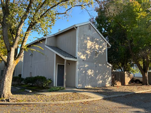 Spacious 3-Bedroom, 2-Bath Condo in West Davis – photo 1