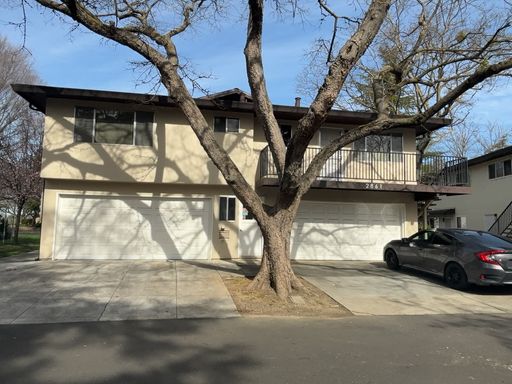 North Davis two bedroom available now! – photo 1