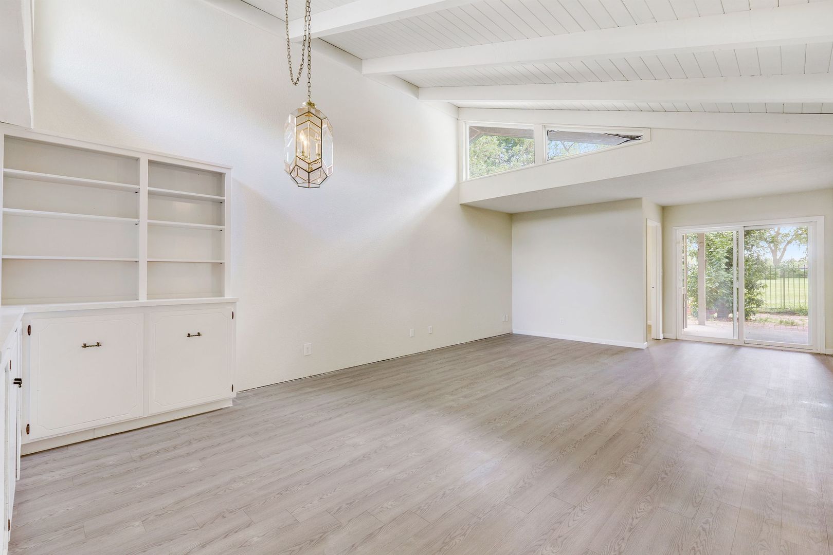 Davis Multiplex: 1824-1826 Alameda