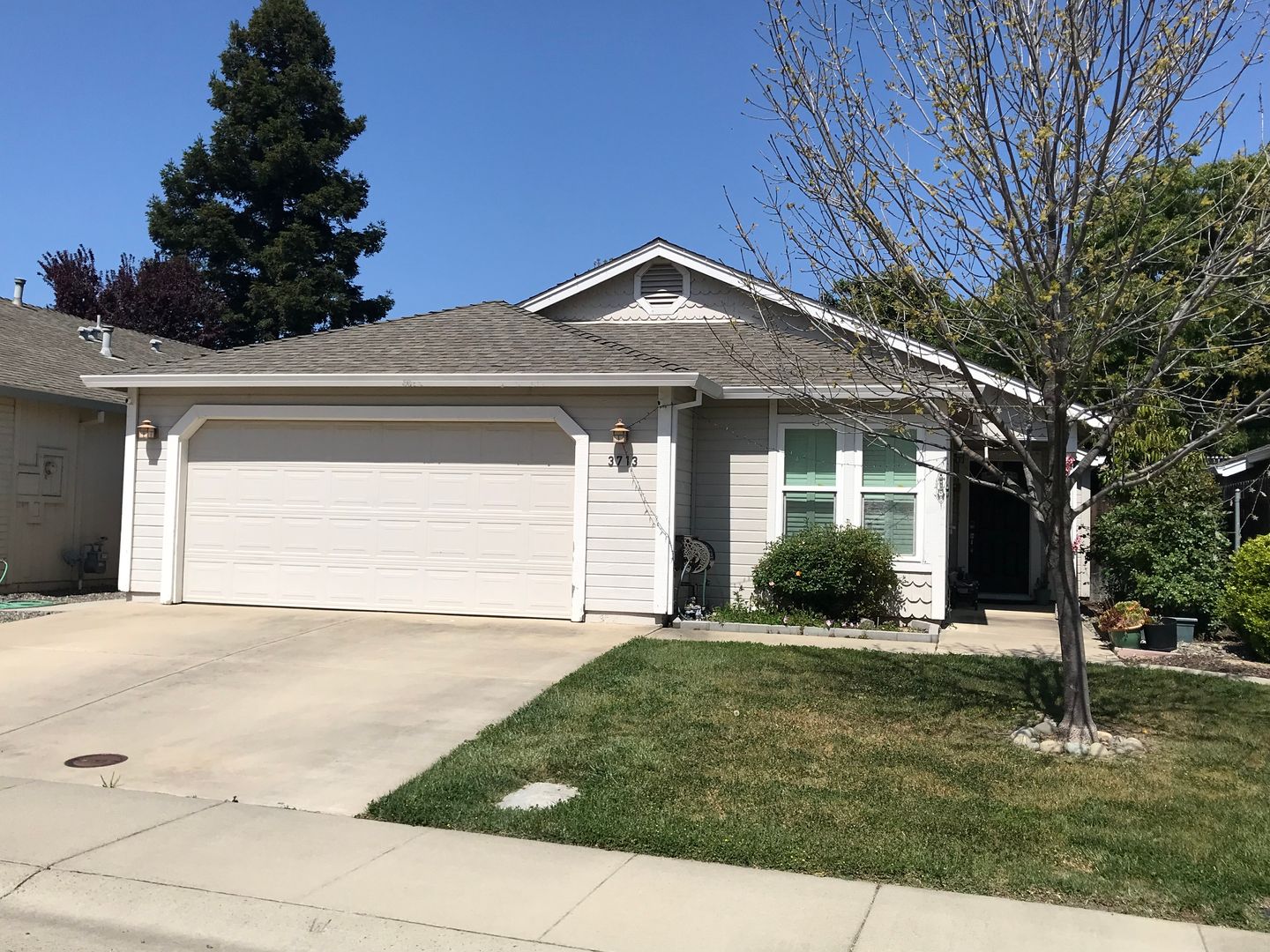 Davis House: 3713 El Segundo Avenue