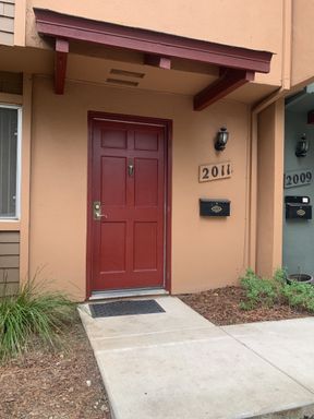 3 Bedroom Condo in North Davis – photo 1