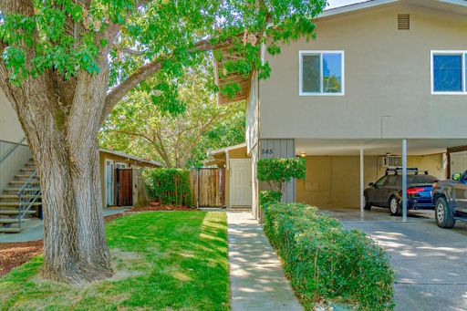 2 Bedroom 1 bath close to Downtown Davis – photo 1