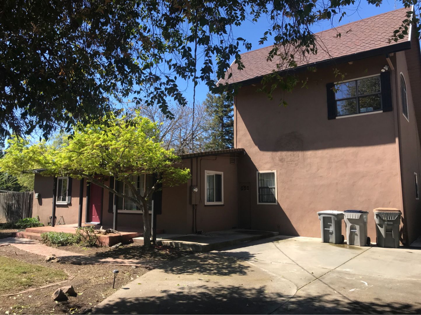 Woodland Apartment: 72 4th Street