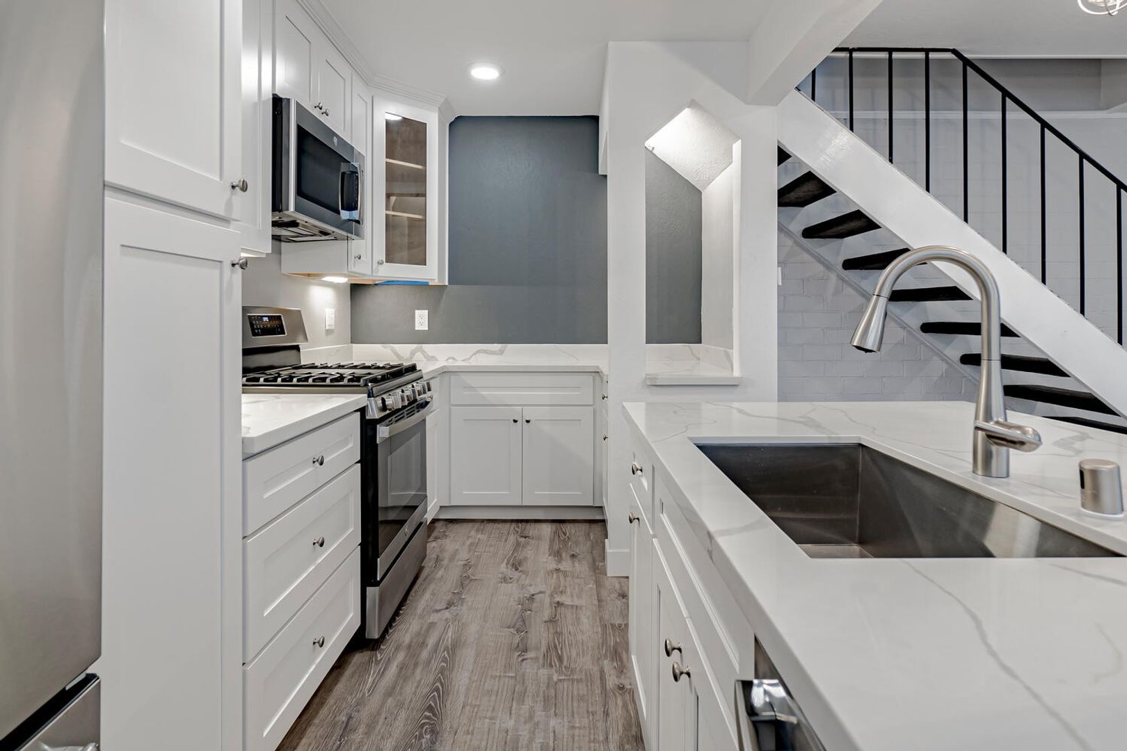 Davis House: 2810 Pole Line Rd Unit 3