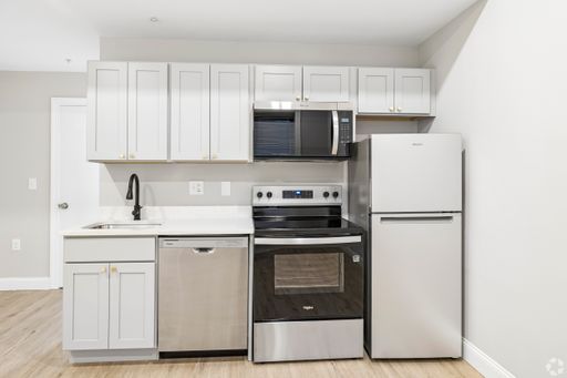 Studio Apartment Heart of Mt.Vernon -Renovated – photo 1