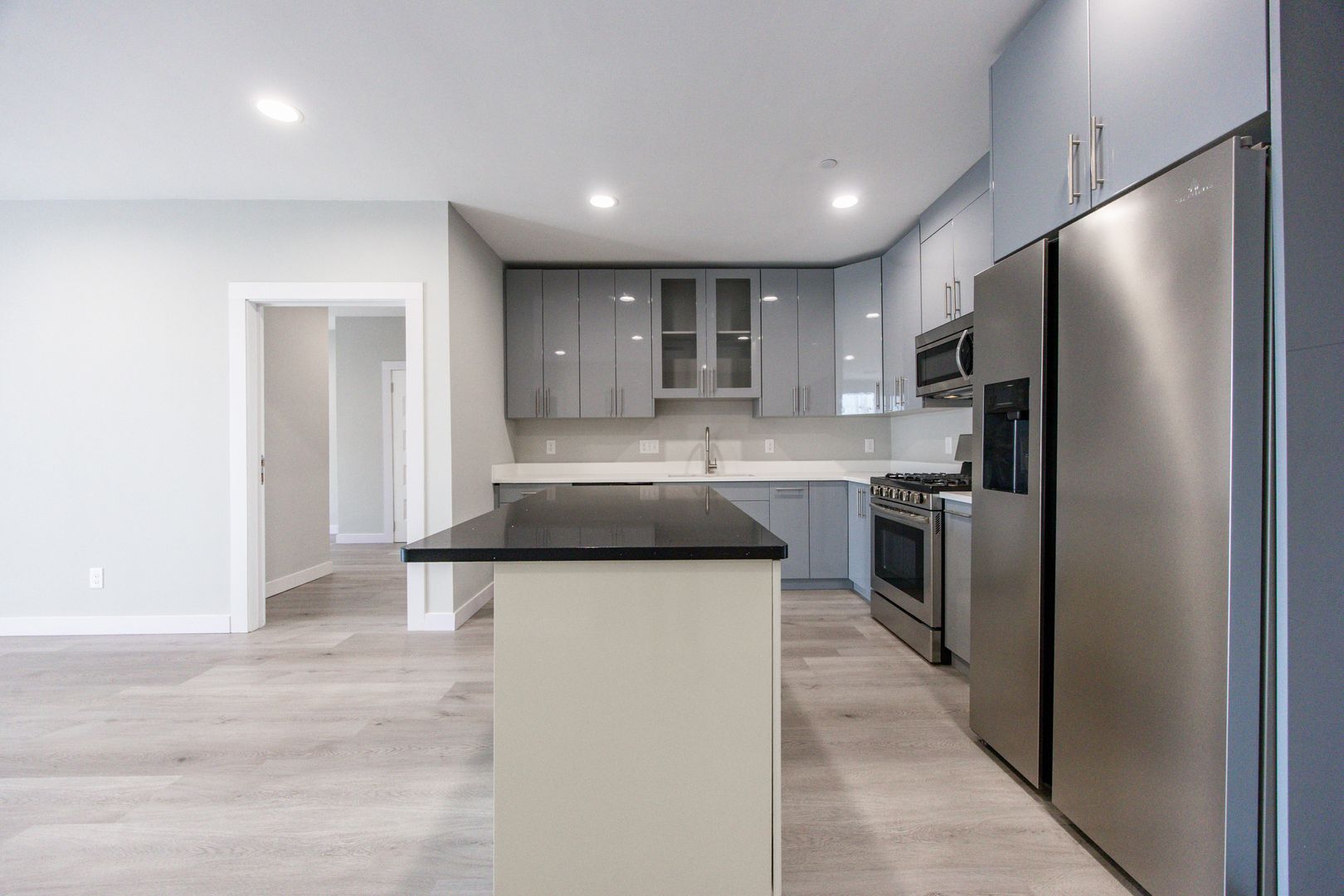 Franklin Apartment: 330 East Central Street