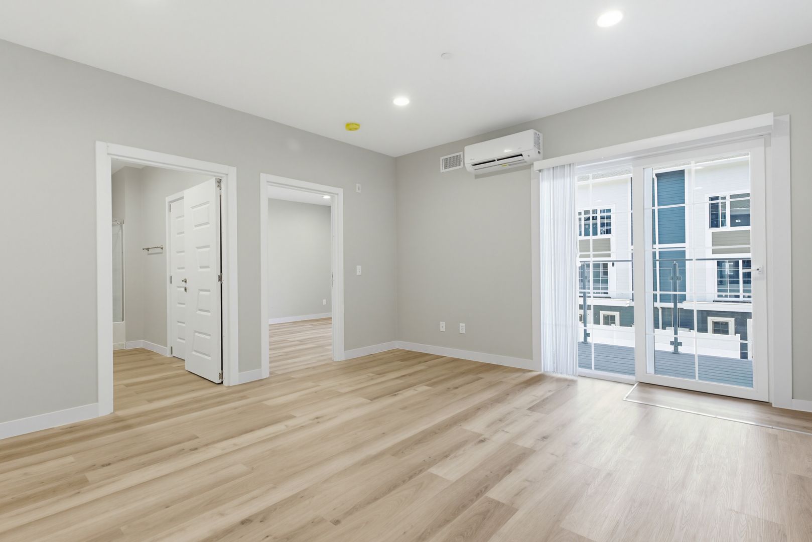 Franklin Apartment: 230 East Central Street