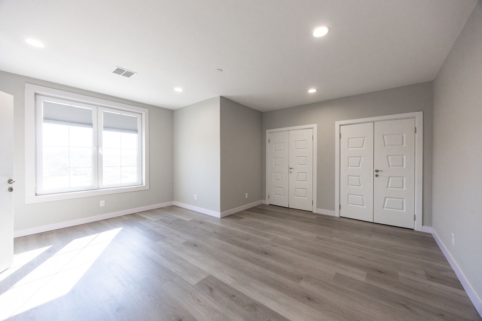 Franklin Apartment: 330 East Central Street