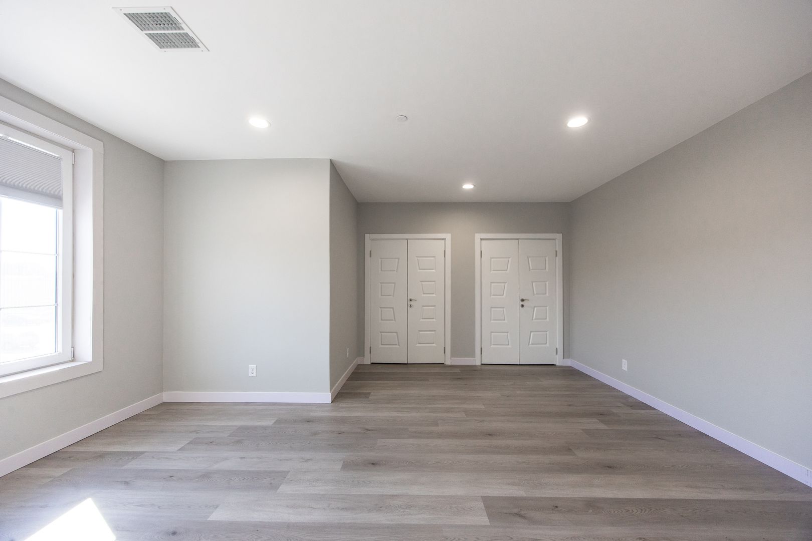 Franklin Apartment: 330 East Central Street