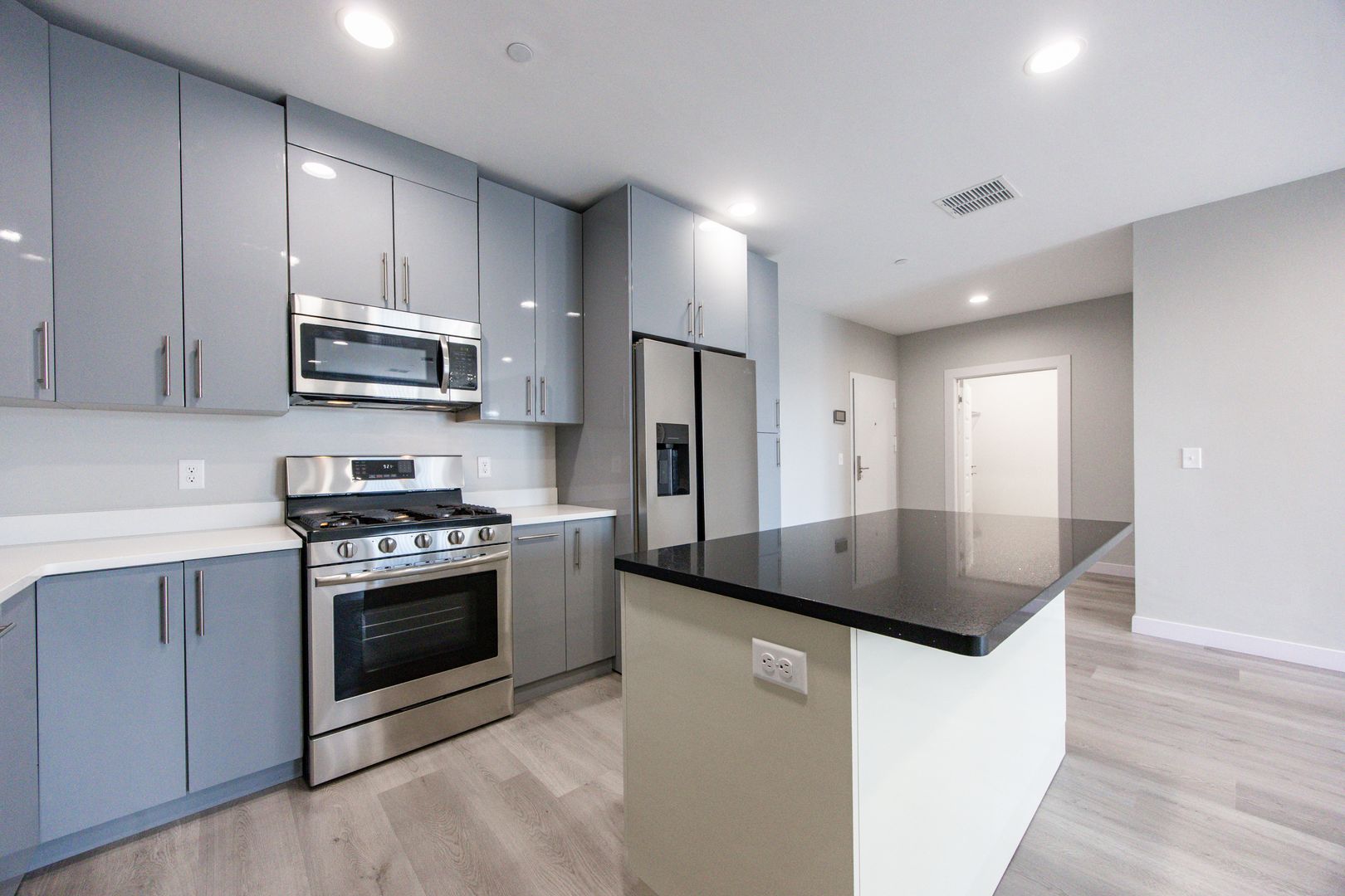 Franklin Apartment: 330 East Central Street
